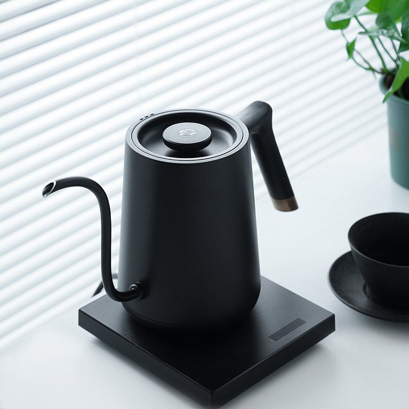 Playground Coffee Kaffeerösterei Hamburg Sankt Pauli Timemore Wasserkocher Electric Kettle Fish Smart