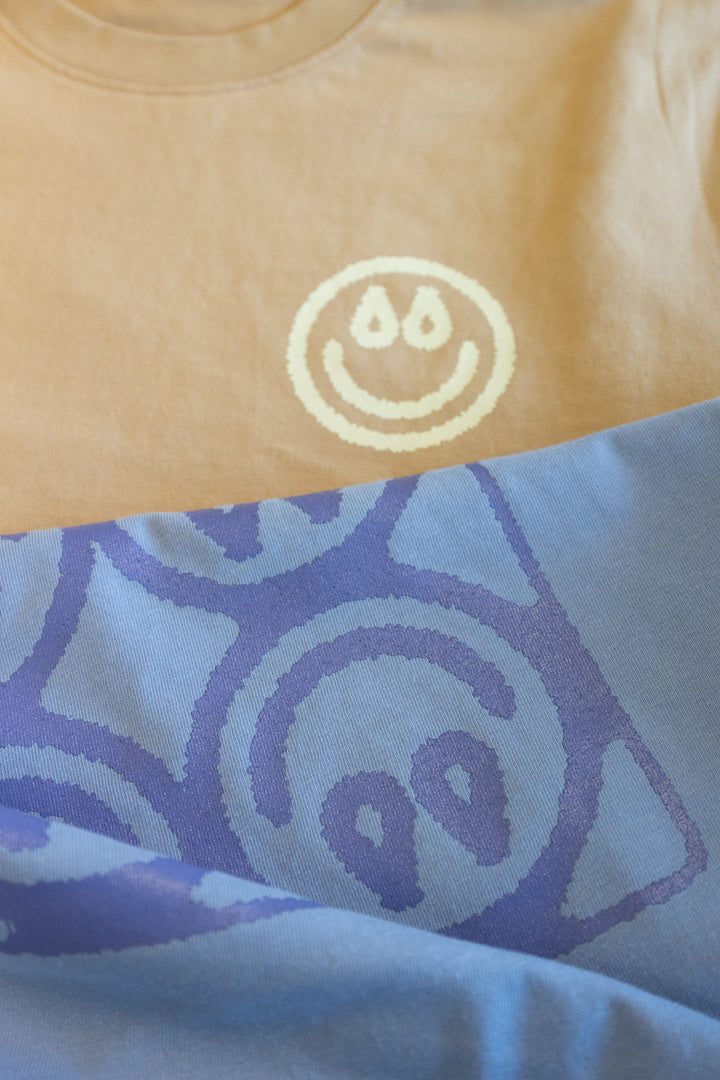 Fairtrade T-shirt Better Together Lavender and Latte Smiley Playground Coffee Coffee Roastery Hamburg St. Pauli 
